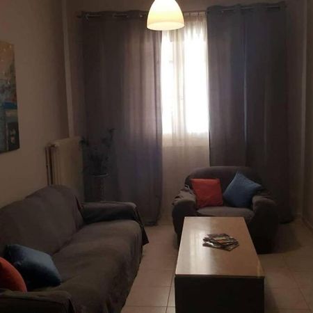 Ευρύχωρο Σπίτι Στην Πάτρα Apartment Екстериор снимка